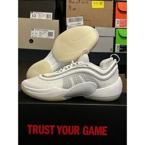 adidas DON 6 Triple White / Size 7 / Brand New